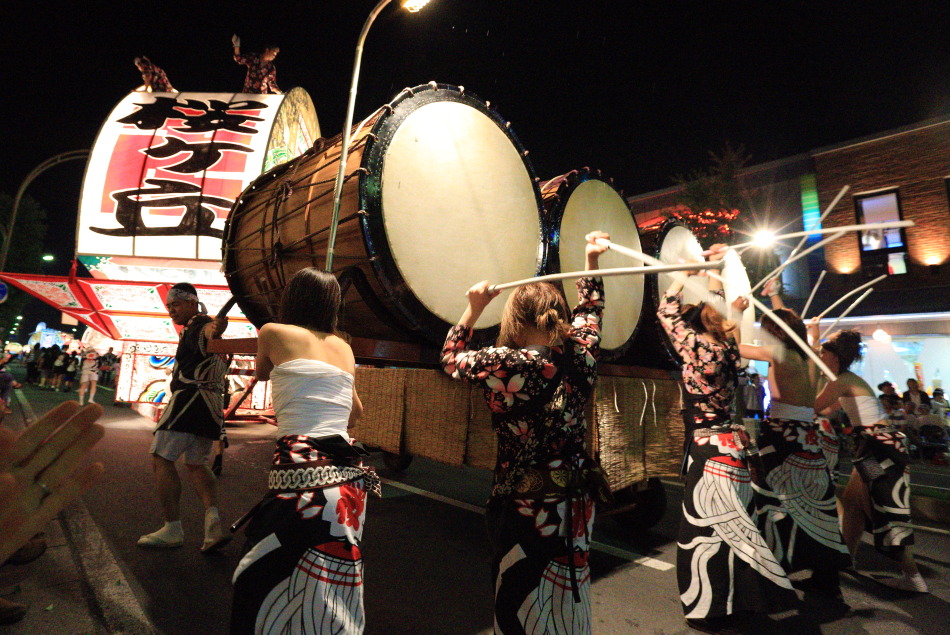 JPG 950x635 284.8kb
