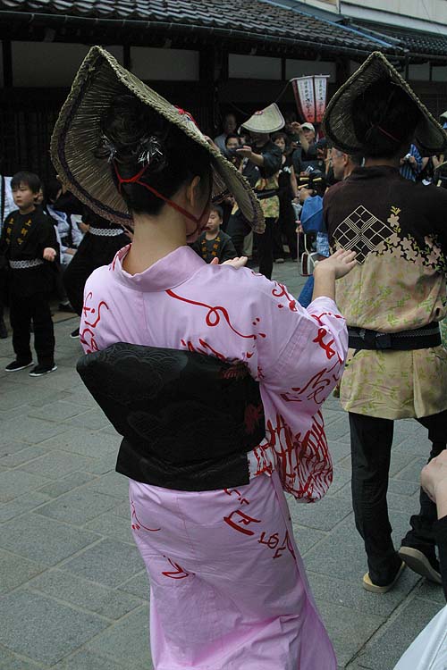 JPG 500x750 74.2kb